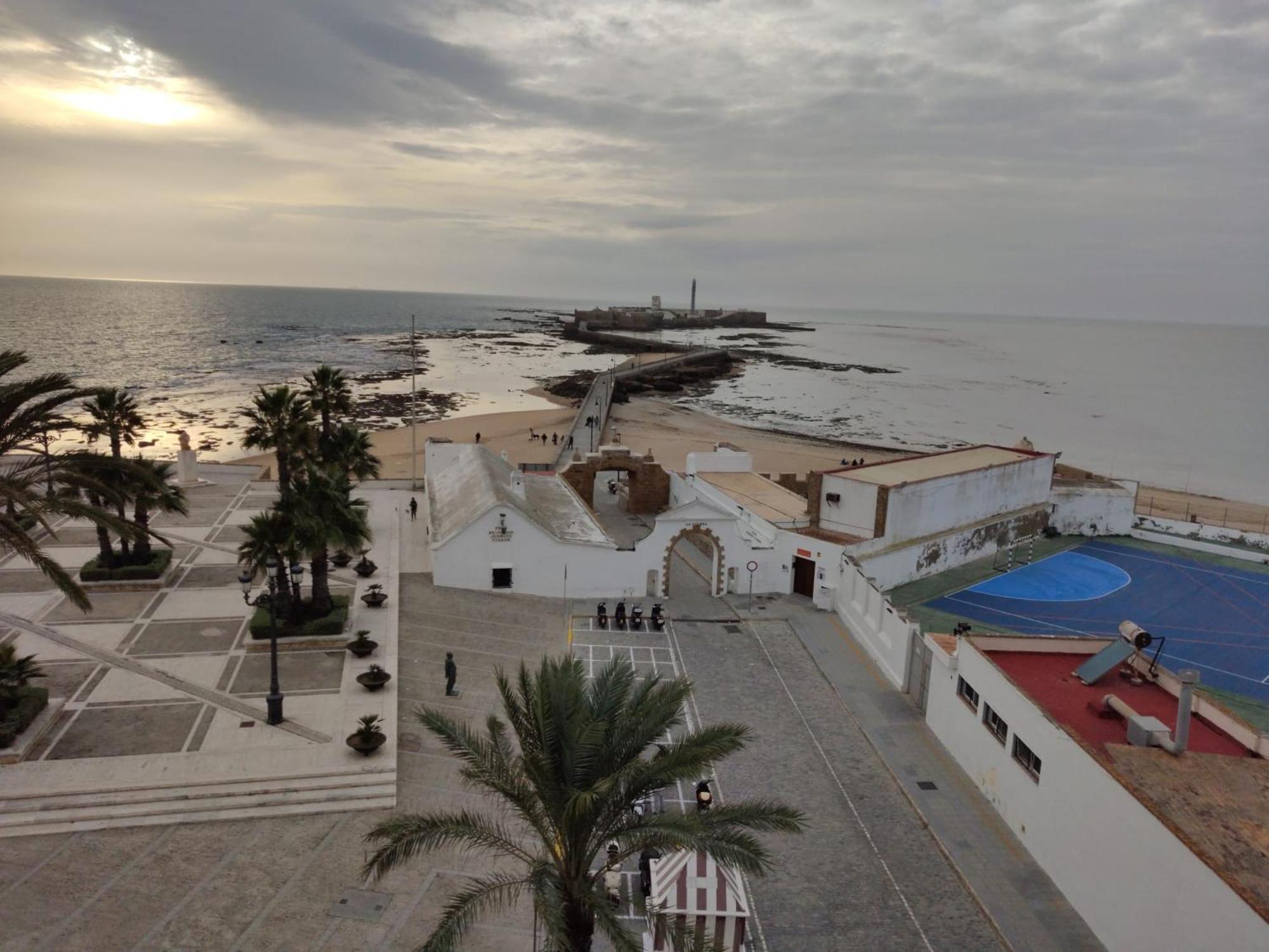 Puerta De La Caleta Lägenhet Cádiz Exteriör bild